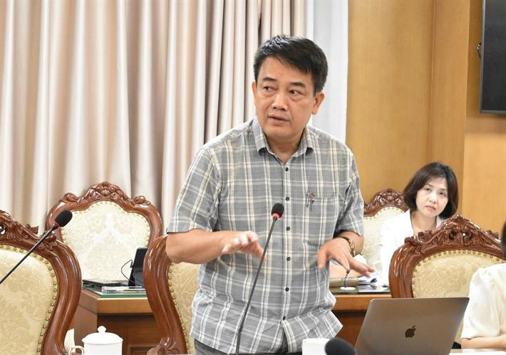 Ông Trần Chí Thành, Viện trưởng Viện Năng lượng nguyên tử Việt Nam, đại diện Bộ Khoa học và Công nghệ (KH&CN) phát biểu tại cuộc họp. z686055940694444338f535819f3c8c29fd074d0d1bff0.jpg