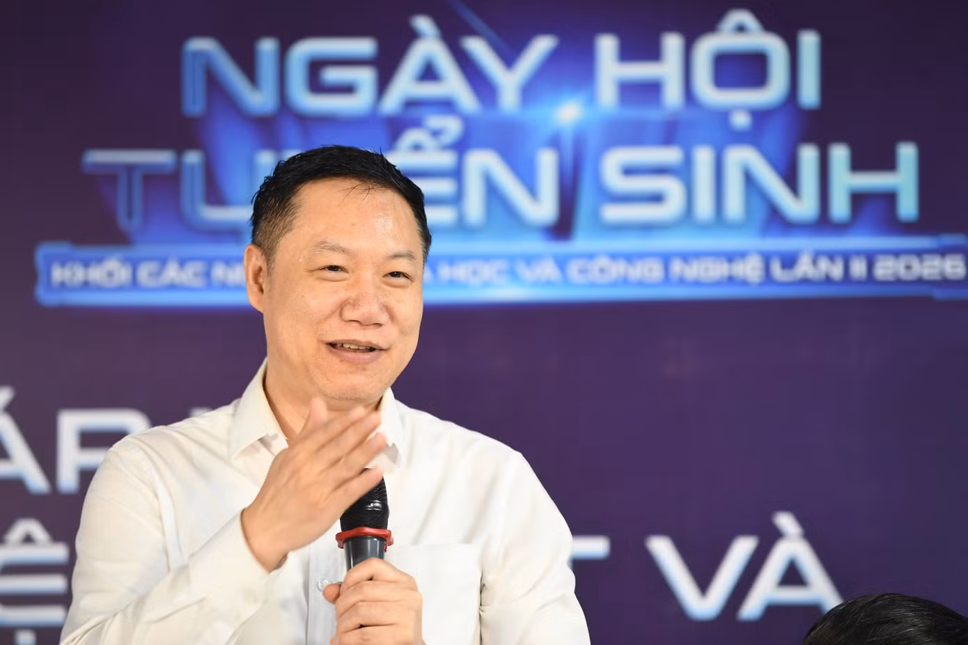 gs-tien-thao.jpg
