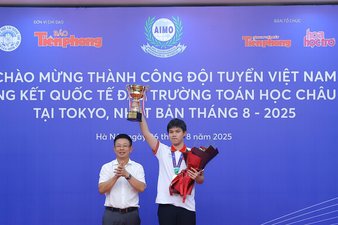 Students of Hanoi Amsterdam High School for the Gifted excellently won the Championship of the Asian Mathematics Competition - AIMO 2025. aimo.jpg