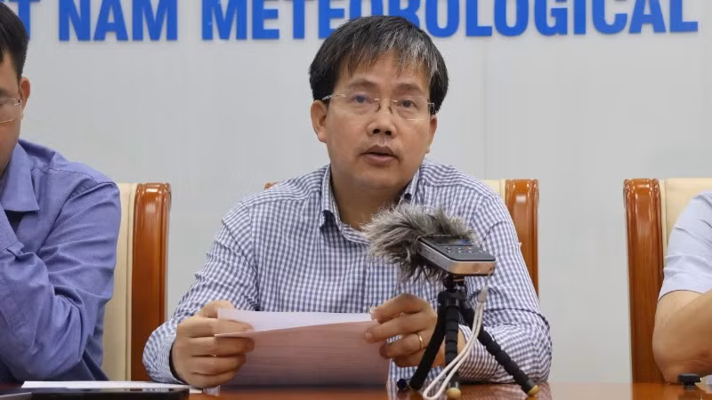 ong-mai-van-khiem.jpg