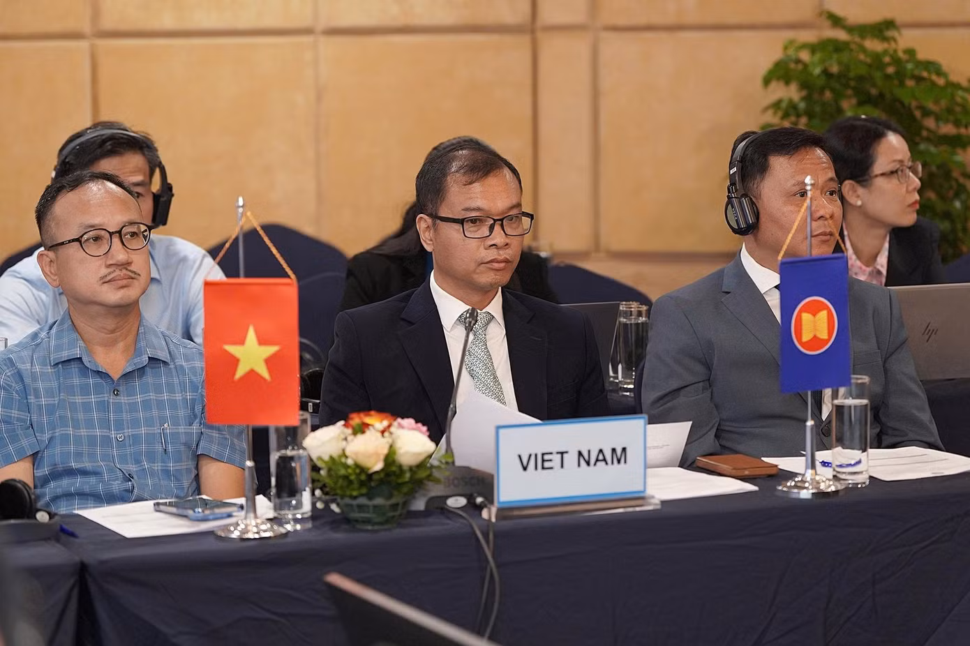doan-viet-nam.jpg