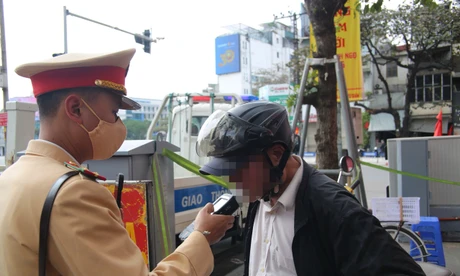 Xử lý hơn 2.500 trường hợp vi phạm nồng độ cồn trong ngày 29 Tết