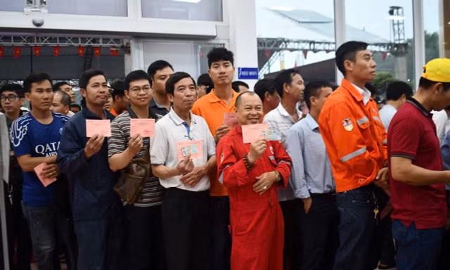 Cử tri 3 phường ở TPHCM đi bầu cử sớm
