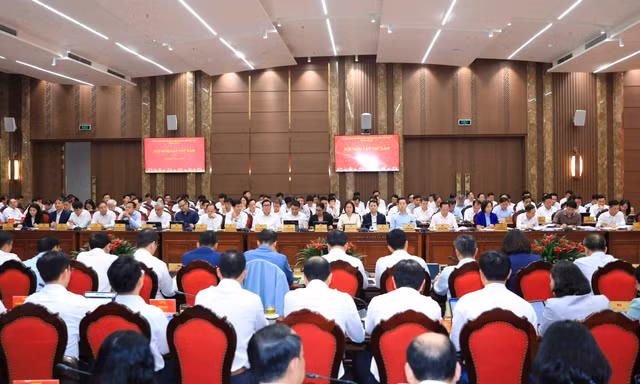 Hà Nội coi chậm trễ, thiếu quyết đoán là một dạng lãng phí