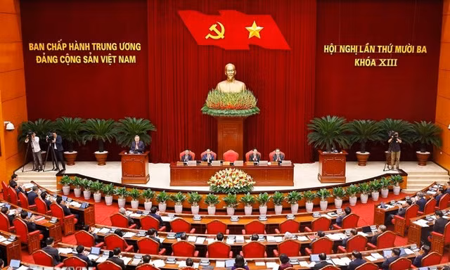 Nội dung ngày làm việc thứ nhất Hội nghị Trung ương 13