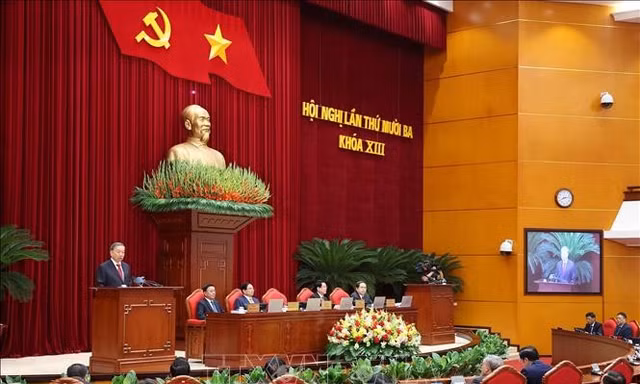 Khai mạc Hội nghị lần thứ mười ba, Ban Chấp hành Trung ương Đảng khoá XIII