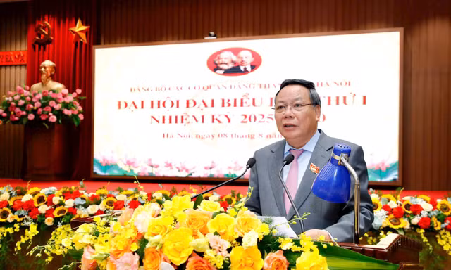 Ông Nguyễn Văn Phong giữ chức Bí thư Đảng ủy các cơ quan Đảng thành phố Hà Nội