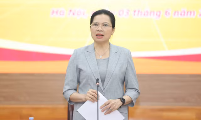 Giám sát, phản biện từ sớm, từ xa những vấn đề liên quan đến lợi ích của Nhân dân