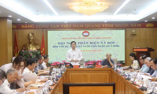 Nghiên cứu luân chuyển cán bộ mặt trận sang làm tại các cơ quan Nhà nước