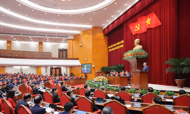 Trung ương cho ý kiến về báo cáo công tác nhân sự Ban Chấp hành Trung ương Đảng khóa XIV