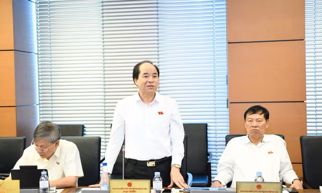 Băn khoăn việc xét tuyển, đại biểu Quốc hội dẫn khác biệt ở nước ngoài