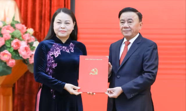 Chuyển động nhân sự tại một số cơ quan, đơn vị, địa phương thời gian qua