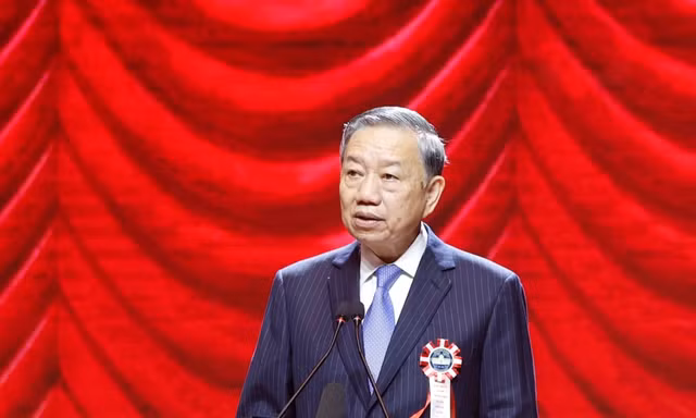 Tổng Bí thư, Chủ tịch nước giao Đại học Quốc gia Hà Nội 7 nhiệm vụ quan trọng 