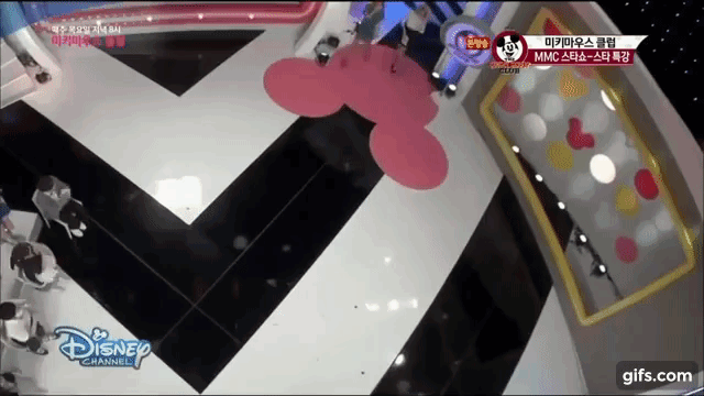 Bắt trúng khoảnh khắc sao Hàn tim đập chân run khi gặp “nữ thần” Yoona ảnh 5