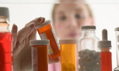 Những loại thuốc cần phải có trong mọi gia đình ngày Tết