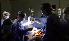 Kỳ tích ca thông tim bào thai diễn ra trong chớp nhoáng