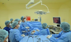 Tuổi đôi mươi phải ghép thận: Trả giá đắt từ sự chủ quan