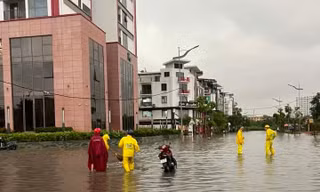 Hà Nội kiểm tra hệ thống chống ngập mới sau trận mưa gây ngập úng cục bộ