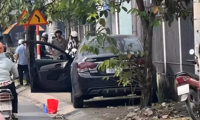 NÓNG 3/11: Chủ xe nói lý do cô gái có thể chui vào cốp dẫn đến tử vong