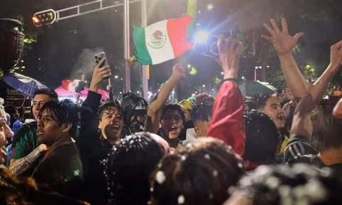 Ba người tử vong khi ăn mừng đội tuyển Mexico chiến thắng 