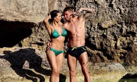 Sergio Ramos cùng cô bạn gái trong kỳ nghỉ của mình.