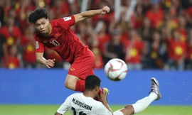 VIDEO: Tuyển Việt Nam liên tục ‘bắn phá’ khung thành Jordan