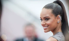 Cô bạn gái tin đồn là Hoa hậu giúp Mbappe thăng hoa