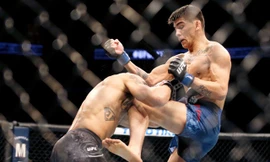 Mario Bautista đã có chiến thắng knock-out với Miles Johns.