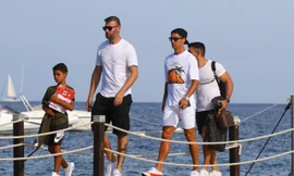 'Đột nhập' biệt thự mới siêu sang của Cristiano Ronaldo