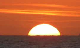 2 ngày duy nhất trong năm Mặt Trời mọc ở đúng hướng đông