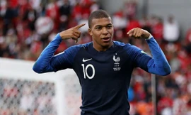 Mục kích bàn thắng lịch sử của sao trẻ Kylian Mbappe