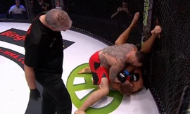 Daniel Omielanczuk đã giành chiến thắng trước Denis Smoldarev.