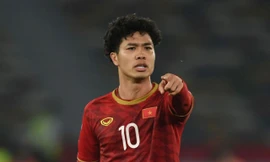 VIDEO: Mục kích Công Phượng độc diễn giữa vòng vây hậu vệ Nhật