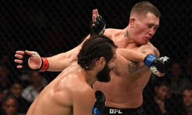 Jorge Masvidal hạ gục đối thủ.