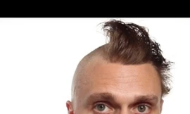 Trong một năm, cơ thể người tạo ra bao nhiêu chất thải? 