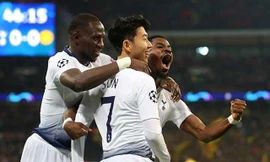 Son Heung-min (7) đã ghi được bàn thắng mở tỷ số giúp Tottenham giành chiến thắng đậm đà trước Dortmund.
