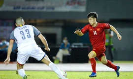 Tình huống bỏ lỡ của Công Phượng gây ấn tượng mạnh nhất lượt đi vòng bán kết AFF Cup 2018.