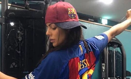 Suzy Cortez cảm thấy rất hạnh phúc khi được Messi bỏ chặn trên mạng xã hội.