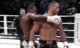 Murthel Groenhart ra đòn "xấu xí" hạ knock-out đối thủ.