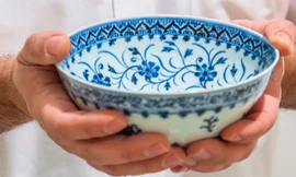 Trên thế giới hiện chỉ có 7 chiếc bát như vậy.