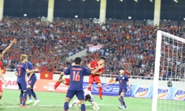 VIDEO: Bàn thắng không được công nhận của Tiến Dũng