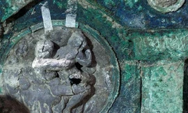 Họa tiết kỳ lạ được tìm thấy.