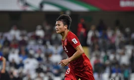 Quang Hải ăn mừng bàn mở tỷ số.