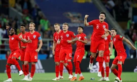 Vào tứ kết World Cup, tuyển Anh hay chứ không phải... may 