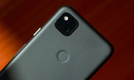 iPhone SE 2020 có thêm đối thủ đáng gờm, giá 8,1 triệu đồng