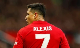 Cho mượn ‘cục nợ’ Sanchez, M.U vẫn phải è cổ trả lương