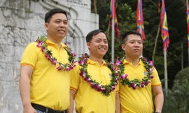 Theo chân đoàn Gương mặt trẻ Việt Nam tiêu biểu 2021 về nguồn