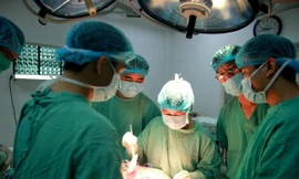 Nam thanh niên ở Hưng Yên bị cắm chìa khóa vào đầu, đâm xuyên qua hai lớp xương sọ