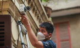 Cận cảnh 'mắt thần' xuất hiện từng ngõ, phố Thủ đô