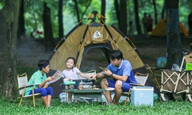 Dựng lều, cắm trại, ăn uống ngoài trời dịp lễ Quốc khánh 2/9